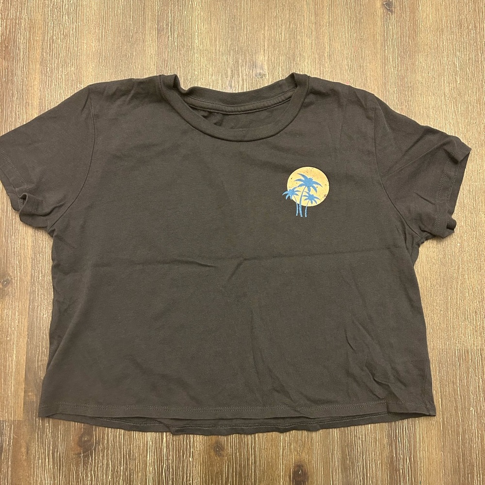 Pura Vida surf tour t shirt